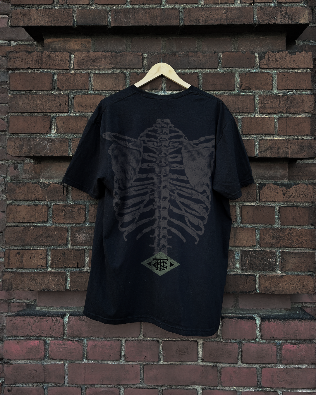 T-Shirt Regular Fit Ribs N Bones Logo Black